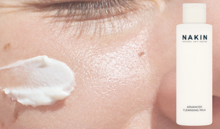 How to Cleanse Skin Without Drying It Out?